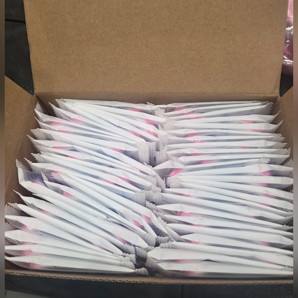 50Pcs Portable Sharp Disposable Razors - Picture 9 of 10
